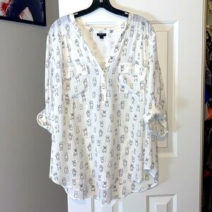 Torrid Harper Georgette Blouse - White with Dogs - NWOT - 3X